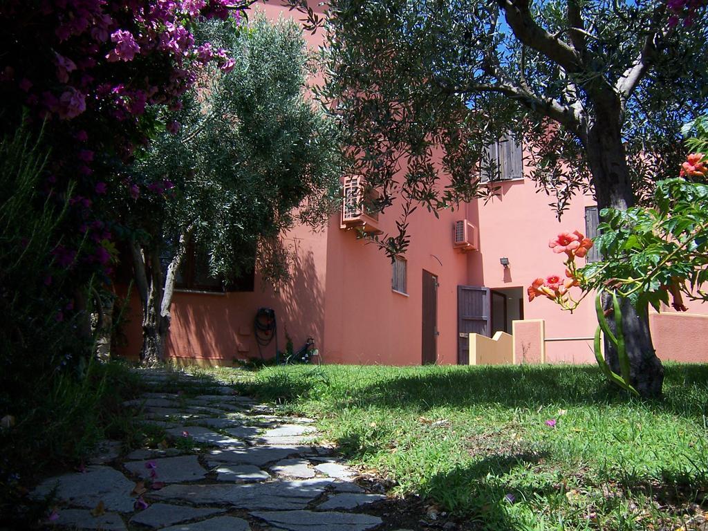 Casa Vacanza Marina Di Arbus Villa Torre dei Corsari Exterior photo